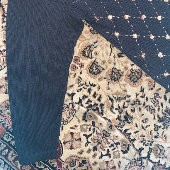 Vintage VICTORIA WOMENS SWEATER SZ 1X CHRISTMAS GOLD BEADS‎ FLOWER - Picture 10 of 16